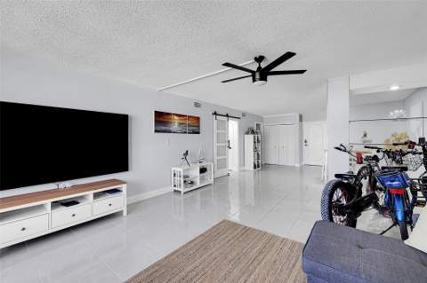 801 S Ocean Drive #605, Hollywood FL - photo 24 of 65