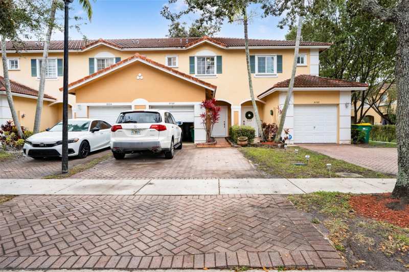 2 bedroom Townhouse at 5722 Tuscany Terrace, Tuscany 173-129 B, Tamarac — photo 1