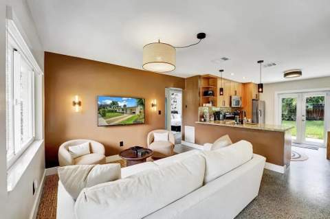 820 NE 17th Street, Fort Lauderdale FL - photo 10 of 33