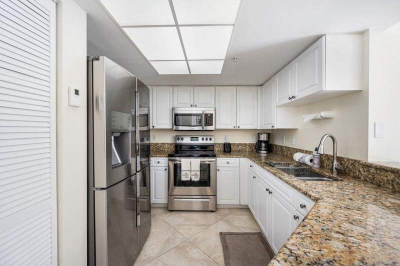 2 bedroom Condominium at 1100 Crestwood Court #1110, Grand View at Crestwood, Royal Palm Beach — photo 5