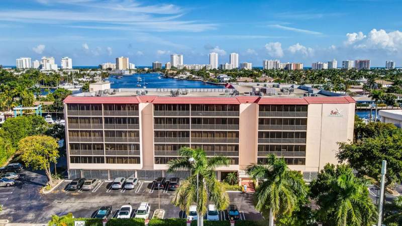 1 bedroom Condominium at 740 S Federal Highway #202, Bay Yacht Club Condo, Pompano Beach — photo 2