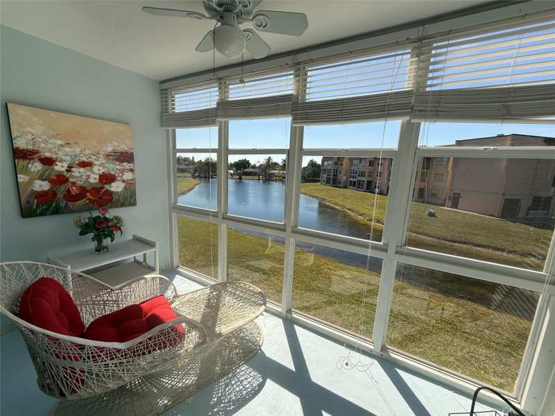 1 bedroom Condominium at 2761 N Pine Island Road #204, Sunrise Lakes 92 Condo, Sunrise — photo 1