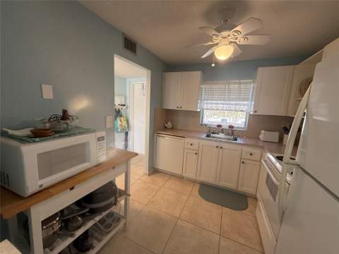 2761 N Pine Island Road #204, Sunrise FL - photo 9 of 39