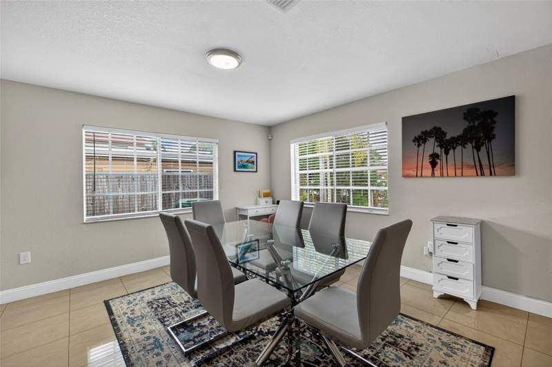 3 bedroom Single Family Residence at 348 NW 40th Court, Prospect Gardens 22-26 B, Oakland Park — photo 5