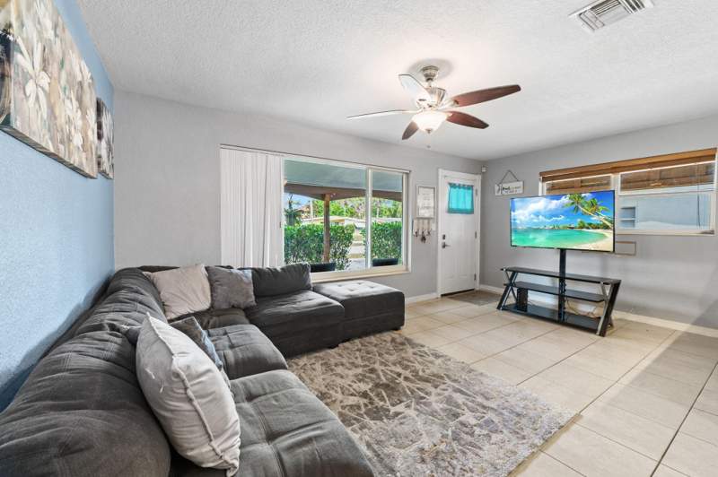 3 bedroom Single Family Residence at 5554 SW 6th Street, Margate Estates Sec 1 50-, Margate — photo 3