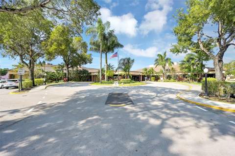 9761 Sunrise Lakes Boulevard #301, Sunrise FL - photo 16 of 50