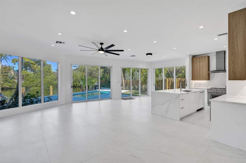 3 bedroom Single Family Residence at 1133 NE 18th Court, Lauderdale Park 6-33 1/2, Fort Lauderdale — photo 4