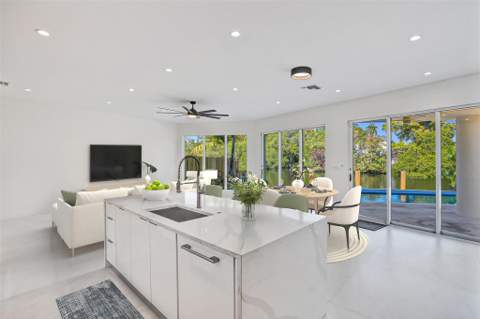 1133 NE 18th Court, Fort Lauderdale FL - photo 7 of 36