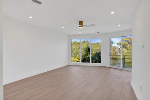 1133 NE 18th Court, Fort Lauderdale FL - photo 12 of 36