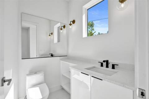 1133 NE 18th Court, Fort Lauderdale FL - photo 22 of 36