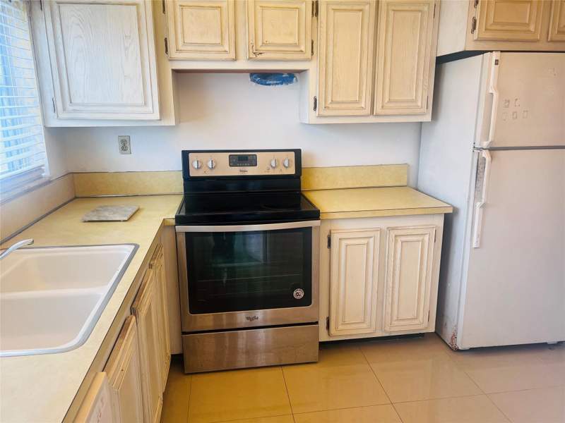 1 bedroom Condominium at 4046 NW 19th Street #203, Majestic Gardens, Lauderhill — photo 5