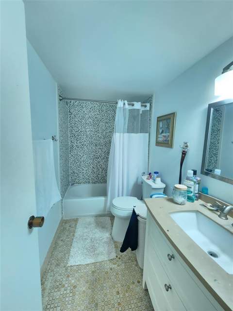 2500 Parkview Drive #403, Hallandale Beach FL - photo 14 of 25