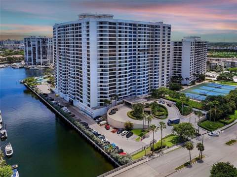 2500 Parkview Drive #403, Hallandale Beach FL - photo 24 of 25
