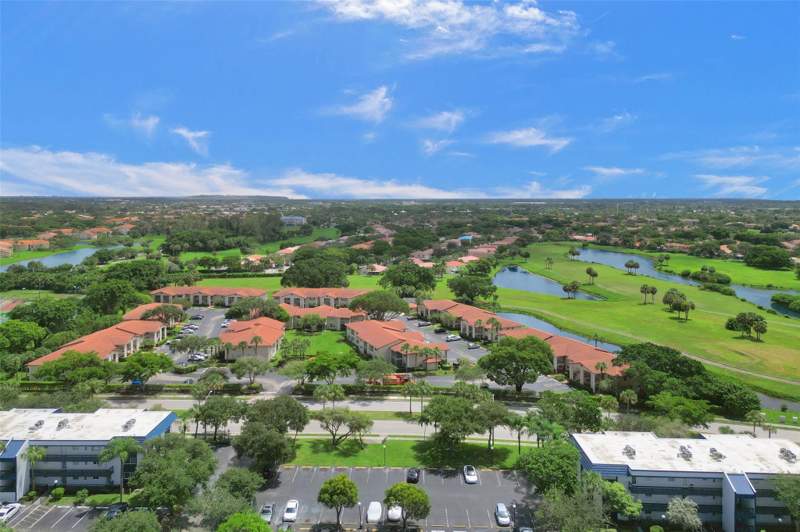 1 bedroom Condominium at 3120 Holiday Springs Boulevard #106, Holiday Springs Village, Margate — photo 2
