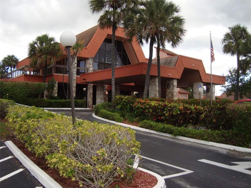 1 bedroom Condominium at 3120 Holiday Springs Boulevard #106, Holiday Springs Village, Margate — photo 5