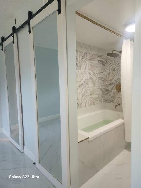 700 SE 6th Avenue #111, Deerfield Beach FL - photo 17 of 38