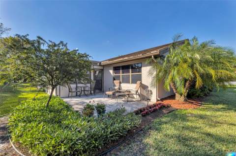 2260 Seagrape Circle, Coconut Creek FL - photo 15 of 21