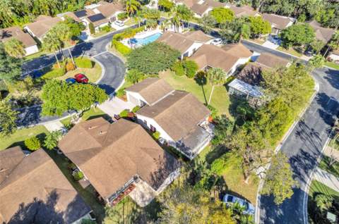 2260 Seagrape Circle, Coconut Creek FL - photo 18 of 21