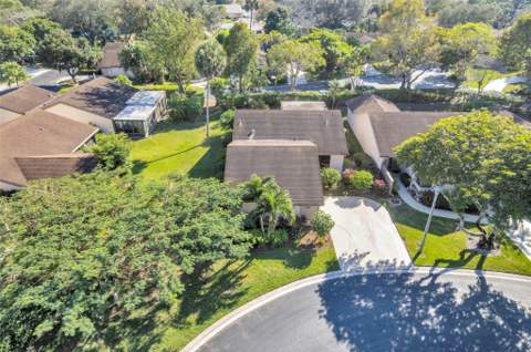 2260 Seagrape Circle, Coconut Creek FL - photo 19 of 21