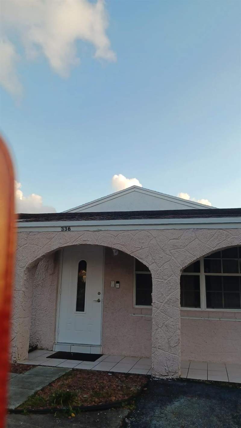 4 bedroom Single Family Residence at 336 NW 7th Court, Commonwealth Gardens, Deerfield Beach — photo 2