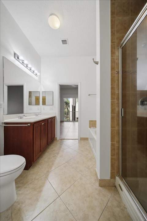 4851 Bonsai Circle #215, Palm Beach Gardens FL - photo 14 of 42