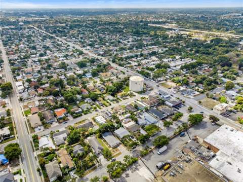 842 Kaye Street, West Palm Beach FL - photo 10 of 21