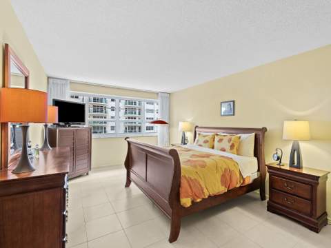 3430 Galt Ocean Drive #609, Fort Lauderdale FL - photo 14 of 55