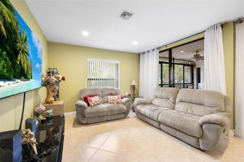 2963 Carambola Circle, Coconut Creek FL - photo 10 of 34