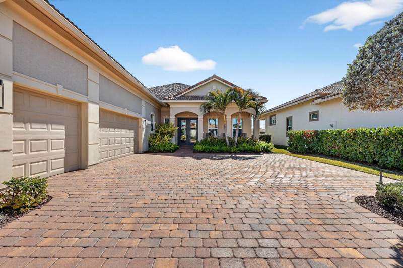 3 bedroom Single Family Residence at 8639 SW Flutto Way, Verano South Pud 1 - Pod, Port St. Lucie — photo 5