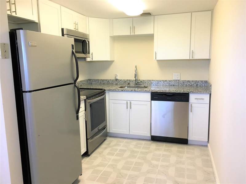 2 bedroom Condominium at 551 SW 135th Avenue #405b, New Hampton At Century Village, Pembroke Pines — photo 2