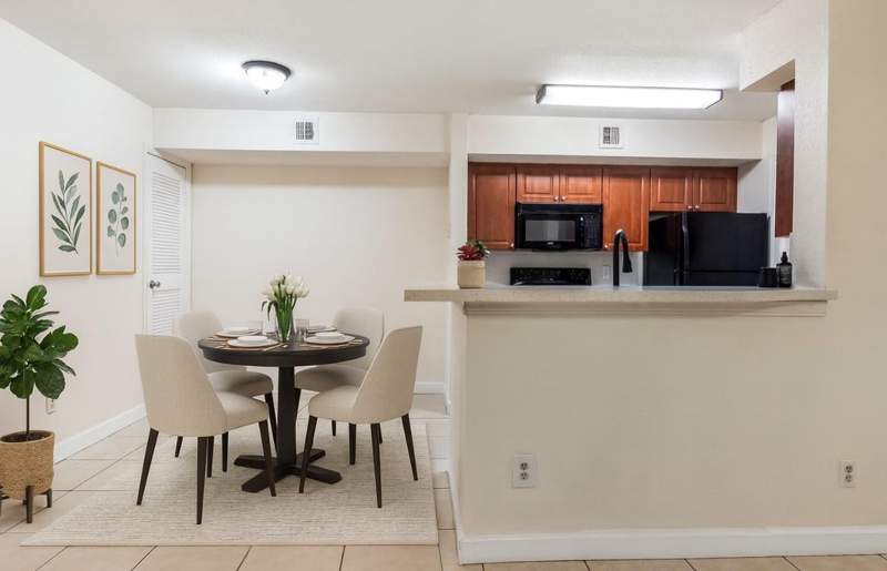 2 bedroom Condominium at 875 Riverside Drive #717, Savannah At Riverside, Coral Springs — photo 5