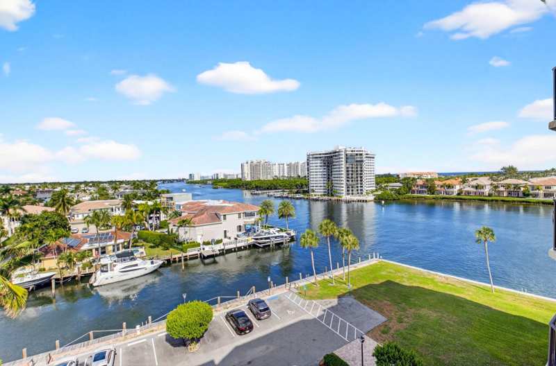 2 bedroom Condominium at 899 Jeffery Street #710, Porta Bella East And Port, Boca Raton — photo 1