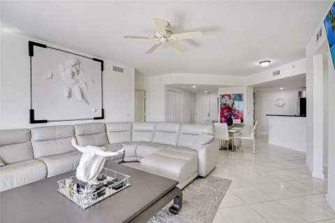 191 SE 20th Avenue #614, Deerfield Beach FL - photo 13 of 30