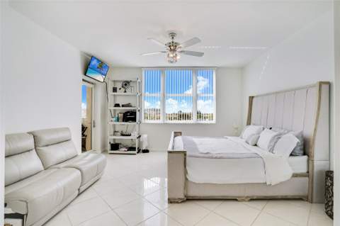 191 SE 20th Avenue #614, Deerfield Beach FL - photo 14 of 30