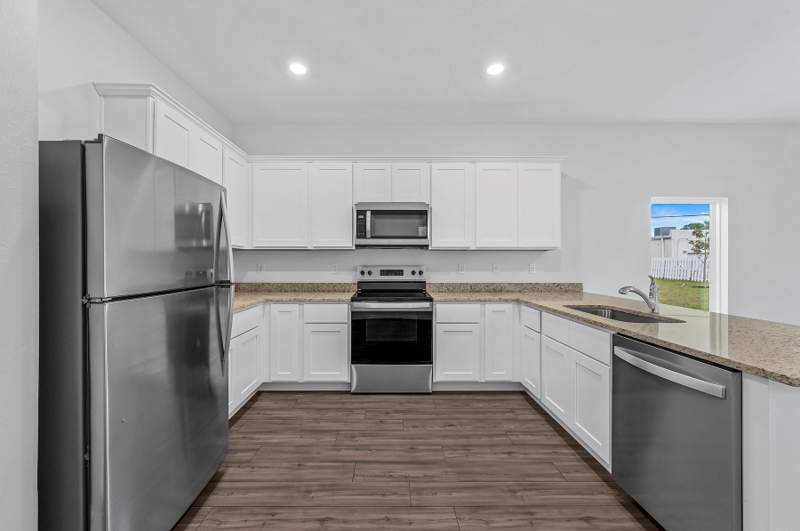 4 bedroom Single Family Residence at 5604 Sunset Boulevard, Indian River Estates, Fort Pierce — photo 4