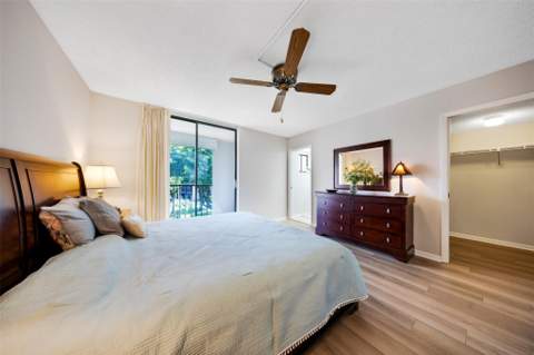 5250 Las Verdes Circle #317, Delray Beach FL - photo 14 of 24