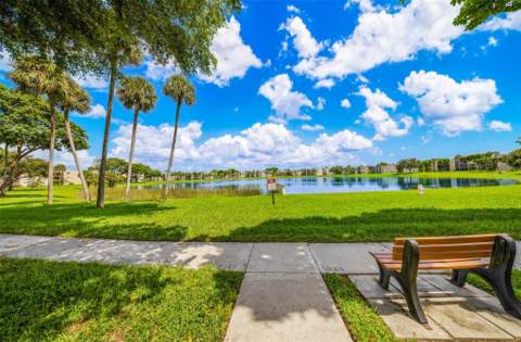 5250 Las Verdes Circle #317, Delray Beach FL - photo 20 of 24