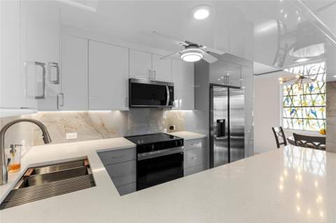 2122 Cambridge F #2122, Deerfield Beach FL - photo 13 of 44