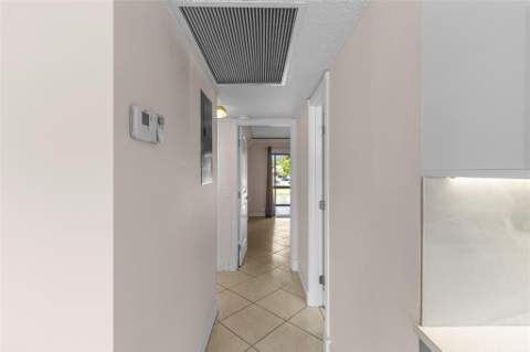 2122 Cambridge F #2122, Deerfield Beach FL - photo 19 of 44