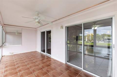 2122 Cambridge F #2122, Deerfield Beach FL - photo 24 of 44