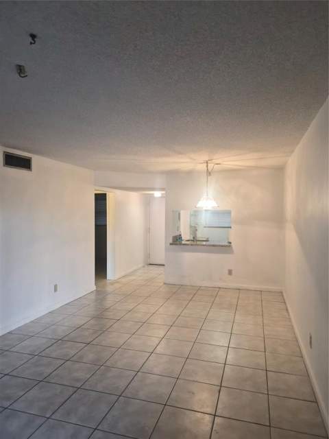 3252 Foxcroft Road #113, Miramar FL - photo 10 of 23