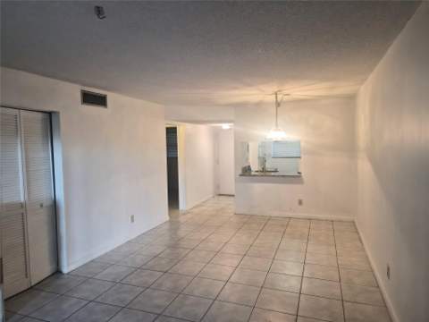 3252 Foxcroft Road #113, Miramar FL - photo 11 of 23