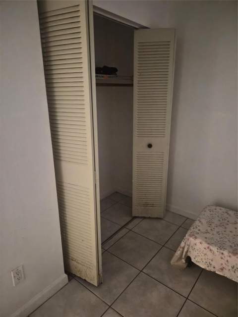 3252 Foxcroft Road #113, Miramar FL - photo 17 of 23