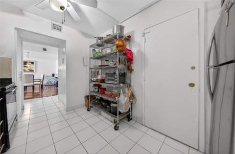 600 Three Islands Boulevard #406, Hallandale Beach FL - photo 9 of 20