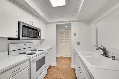 428 NW 70th Avenue #140, Plantation FL - photo 14 of 28