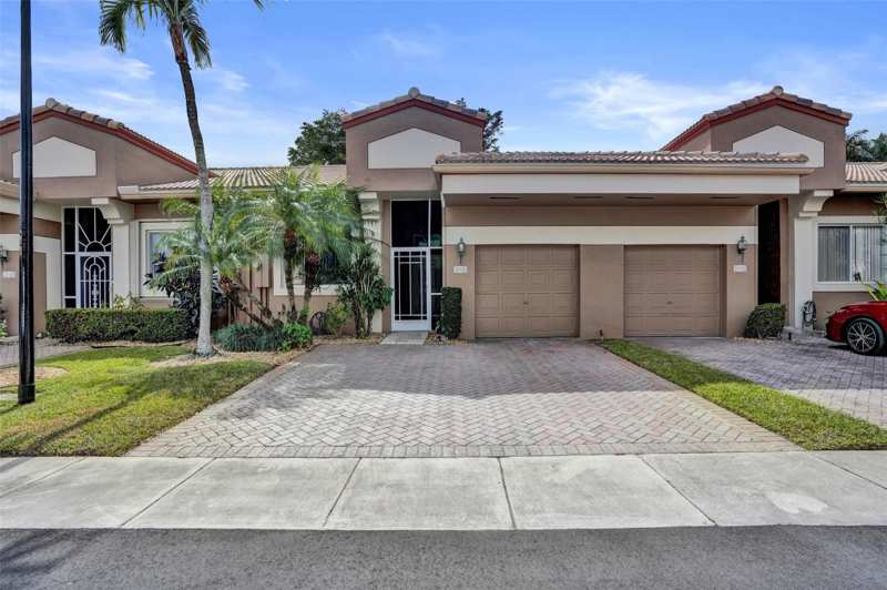 2 bedroom Villa at 10116 Lombardy Drive #10116, Lombardy, Tamarac — photo 1