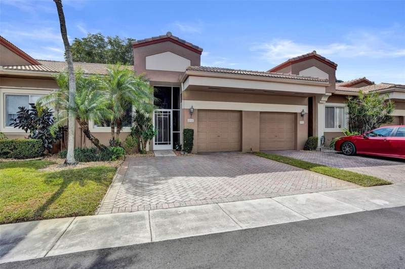 2 bedroom Villa at 10116 Lombardy Drive #10116, Lombardy, Tamarac — photo 4