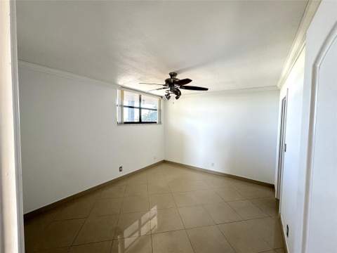4800 Bayview Drive #406, Fort Lauderdale FL - photo 9 of 26
