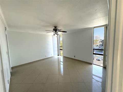 4800 Bayview Drive #406, Fort Lauderdale FL - photo 16 of 26