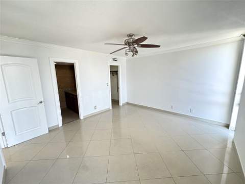 4800 Bayview Drive #406, Fort Lauderdale FL - photo 18 of 26